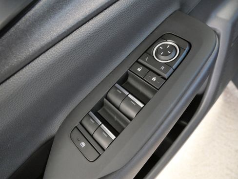 Used 2023 Toyota Prius Prime Premium image 20