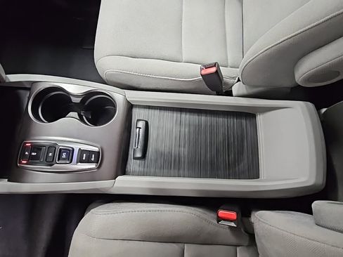 Used 2021 Honda Pilot EX image 23