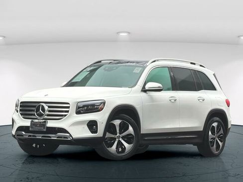 Certified 2024 Mercedes-Benz GLB 250 4MATIC image 2