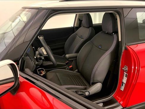 Certified 2025 MINI Cooper S image 13