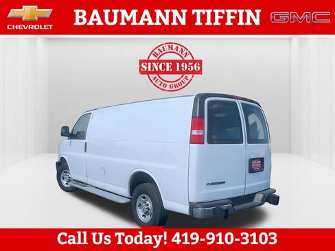 Used 2024 Chevrolet Express 2500 w/ Driver Convenience Package image 8