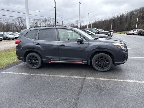 Used 2019 Subaru Forester Sport image 2