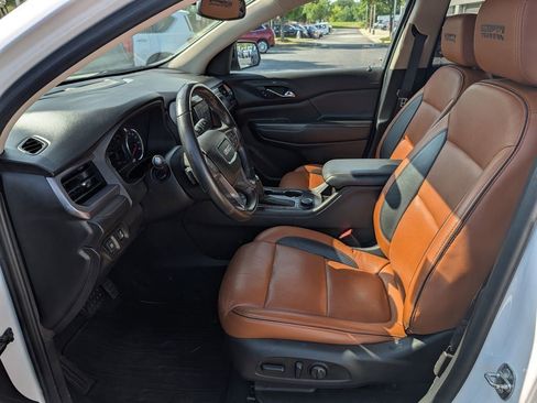 Used 2019 GMC Acadia SLT AWD/4WD image 13