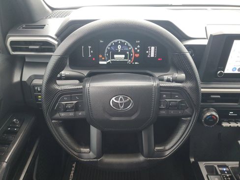 Used 2024 Toyota Tacoma SR image 17