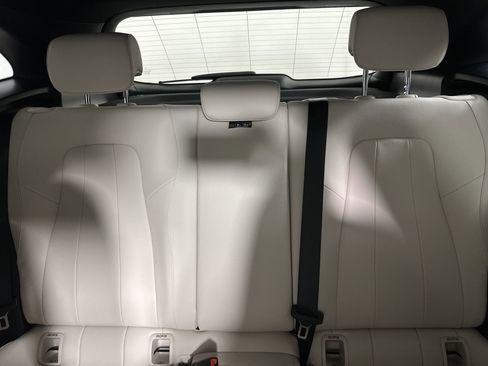 Used 2025 Mercedes-Benz GLA 250 4MATIC image 22