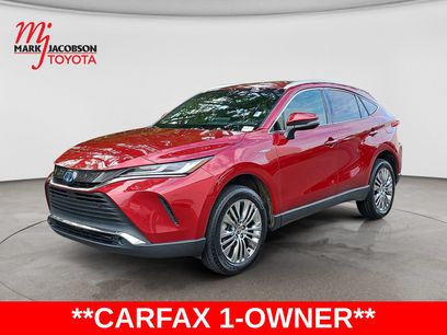 Used 2021 Toyota Venza XLE w/ Softex Package