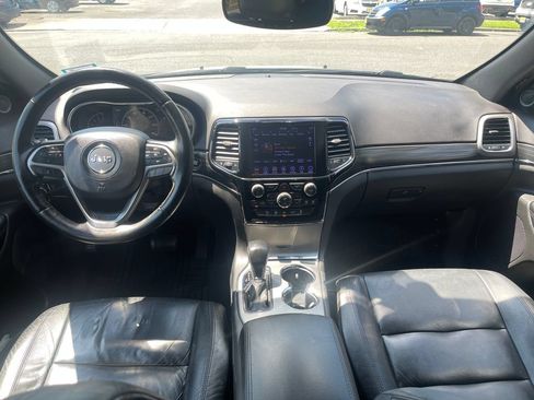 Used 2019 Jeep Grand Cherokee Limited AWD/4WD image 24