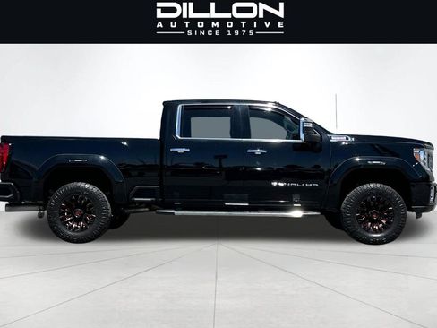 Used 2022 GMC Sierra 2500 Denali w/ Denali Ultimate Package AWD/4WD image 3
