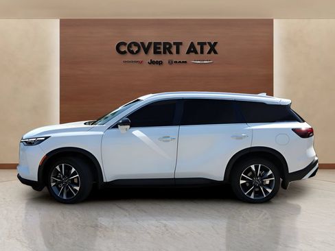Used 2024 INFINITI QX60 Luxe w/ Performance Audio Package FWD image 2