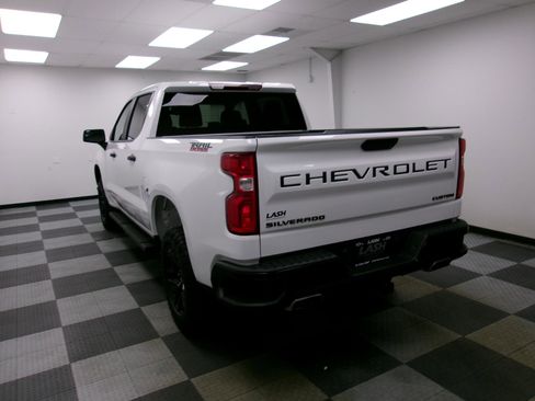 Certified 2021 Chevrolet Silverado 1500 Custom Trail Boss w/ Safety Confidence Package image 2