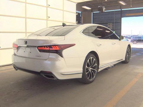 Used 2022 Lexus LS 500 w/ Luxury Package RWD image 3