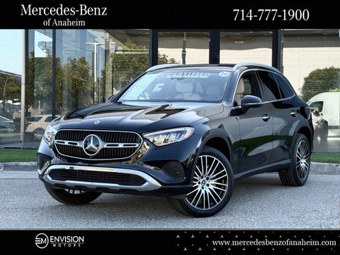 Used 2024 Mercedes-Benz GLC 300 image 1