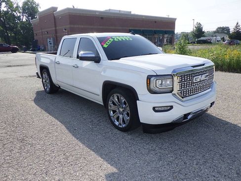 Used 2018 GMC Sierra 1500 SLT AWD/4WD image 5