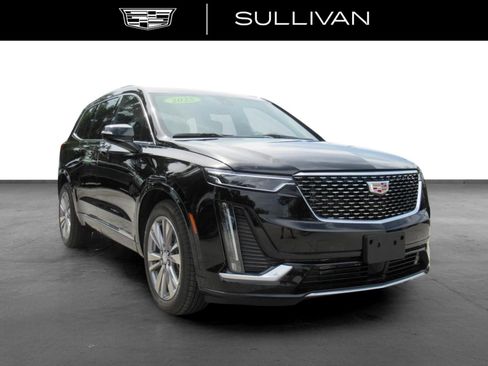Certified 2025 Cadillac XT6 Premium Luxury w/ Platinum Package AWD/4WD image 3