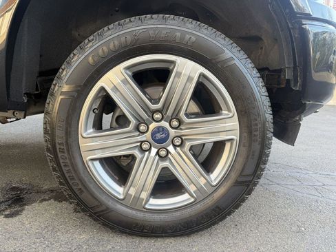 Used 2018 Ford F150 Lariat w/ Equipment Group 501A Mid AWD/4WD image 38