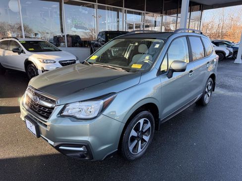 Used 2018 Subaru Forester 2.5i Premium w/ All-Weather Package image 9