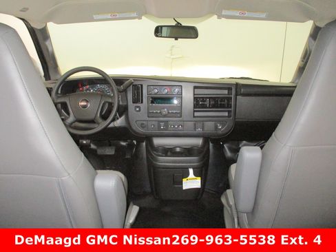 New 2025 GMC Savana 3500 image 28