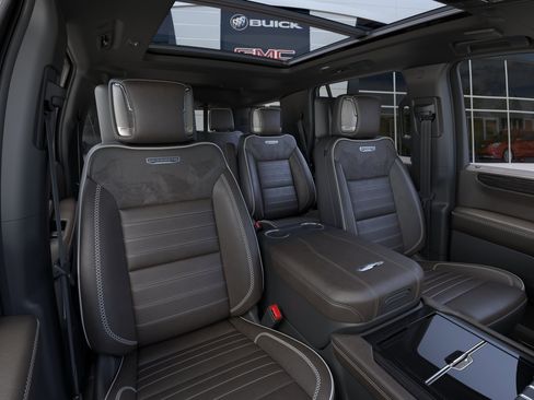 New 2026 GMC Yukon Denali Ultimate AWD/4WD image 16