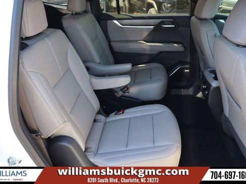 New 2026 GMC Acadia Elevation w/ Elevation Premium Package FWD image 23