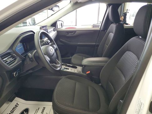 Used 2025 Ford Escape Active AWD/4WD image 8