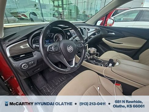 Used 2019 Buick Envision Essence FWD image 3