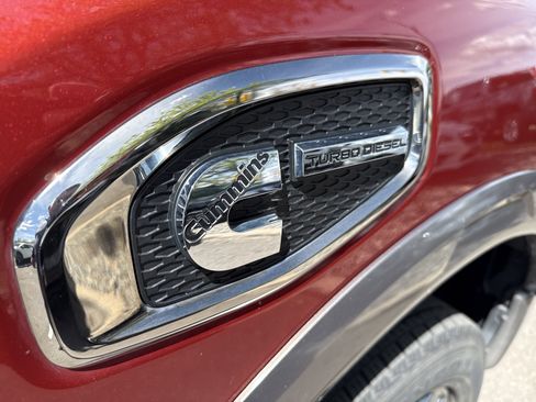 Used 2018 Nissan Titan Platinum Reserve w/ Platinum Utility Package image 9