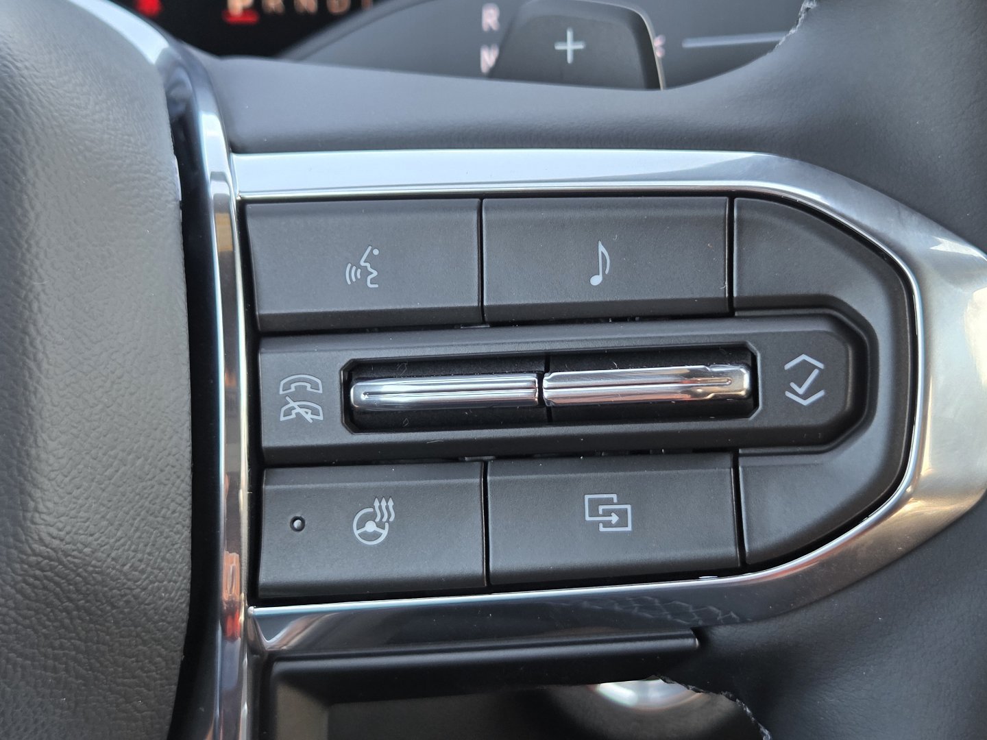 New 2027 GMC Terrain Elevation w/ Elevation Premium Package AWD/4WD image 30