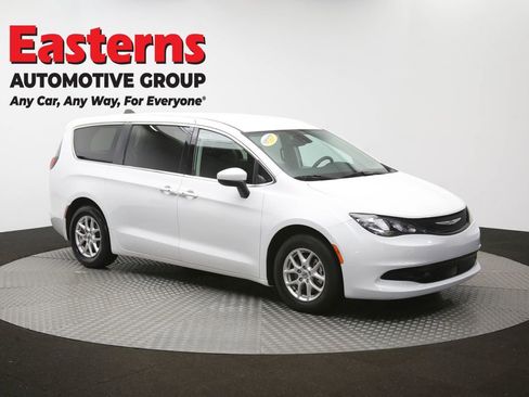 Used 2023 Chrysler Voyager LX FWD image 47