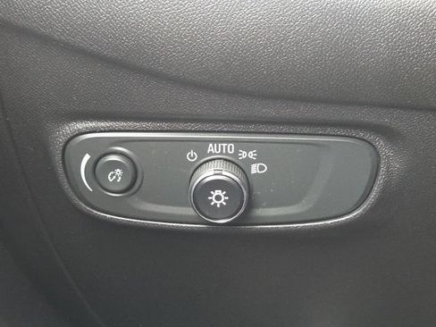 Used 2024 Chevrolet Equinox LT FWD image 27