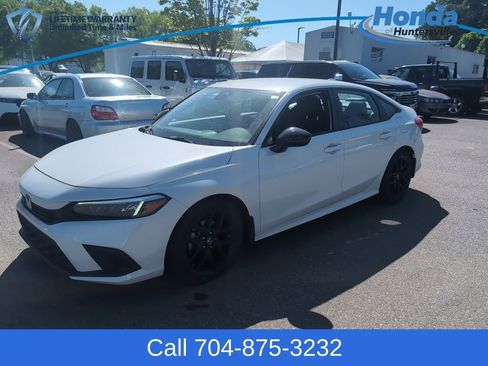 Used 2023 Honda Civic Sport image 3