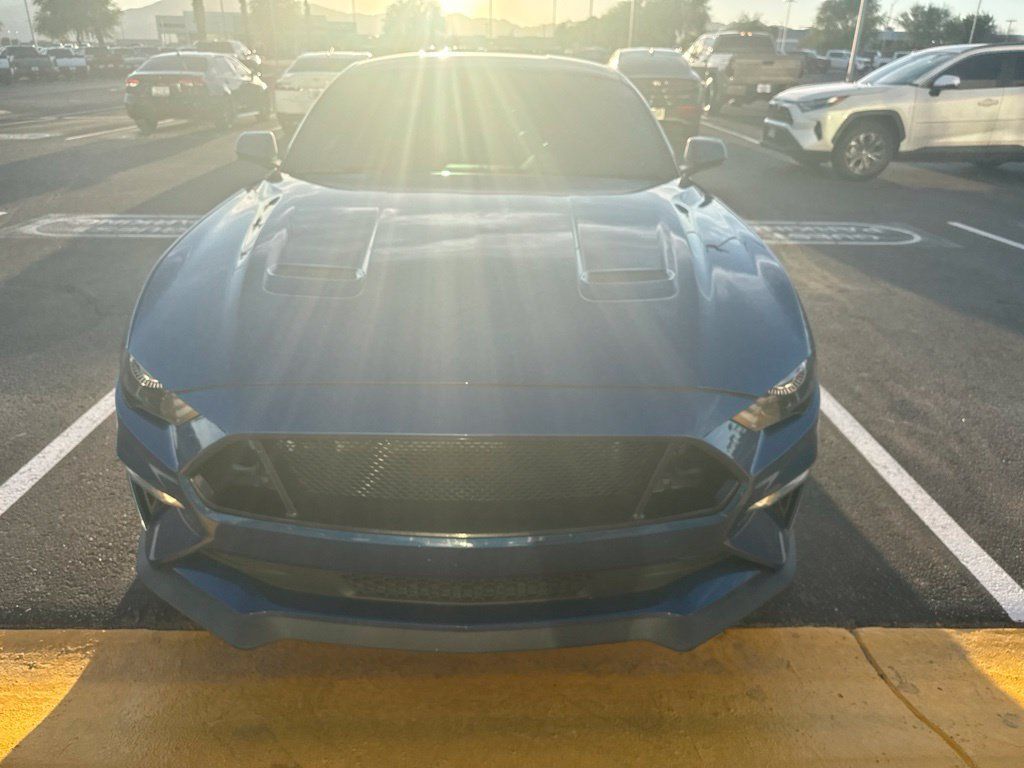 Used 2022 Ford Mustang GT Premium w/ GT Performance Package RWD image 2
