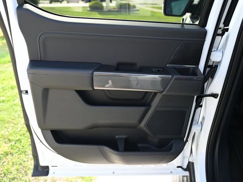 Used 2022 Ford F150 XLT w/ Equipment Group 302A High AWD/4WD image 42