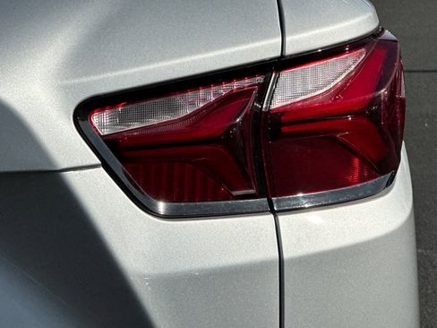 Used 2022 Chevrolet Blazer LT w/ Redline Edition image 48