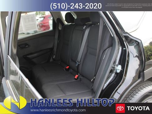 Used 2023 Nissan Rogue S image 14