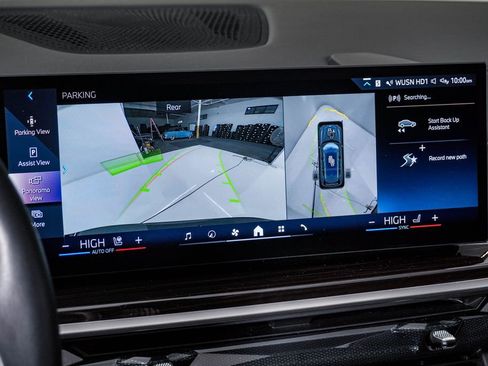 Used 2026 BMW X7 xDrive40i image 24