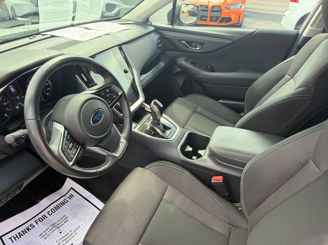 Used 2023 Subaru Outback Premium AWD/4WD image 9