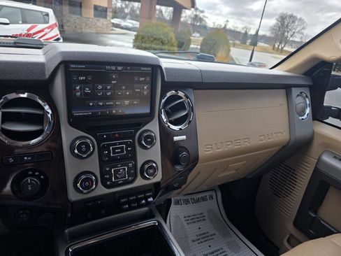 Used 2016 Ford F250 Lariat w/ Chrome Package image 18