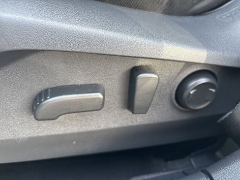 Used 2025 Subaru Outback Premium AWD/4WD image 14