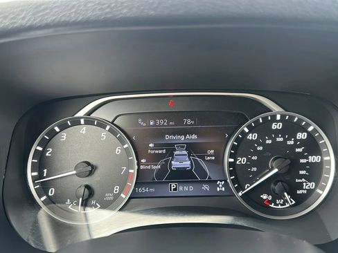 Used 2024 Nissan Frontier SV w/ Hardbody Edition image 19