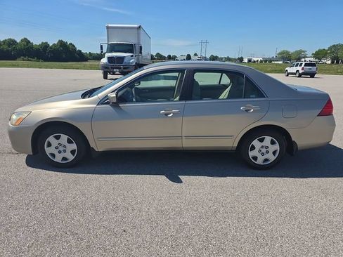 Used 2006 Honda Accord LX image 10