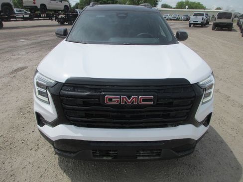 New 2026 GMC Terrain Elevation AWD/4WD image 10