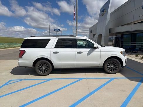 Used 2020 Ford Expedition Max Limited w/ Equipment Group 301A AWD/4WD image 2