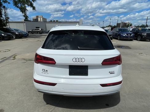 Used 2018 Audi Q5 2.0T Premium Plus w/ Premium Plus Package AWD/4WD image 6