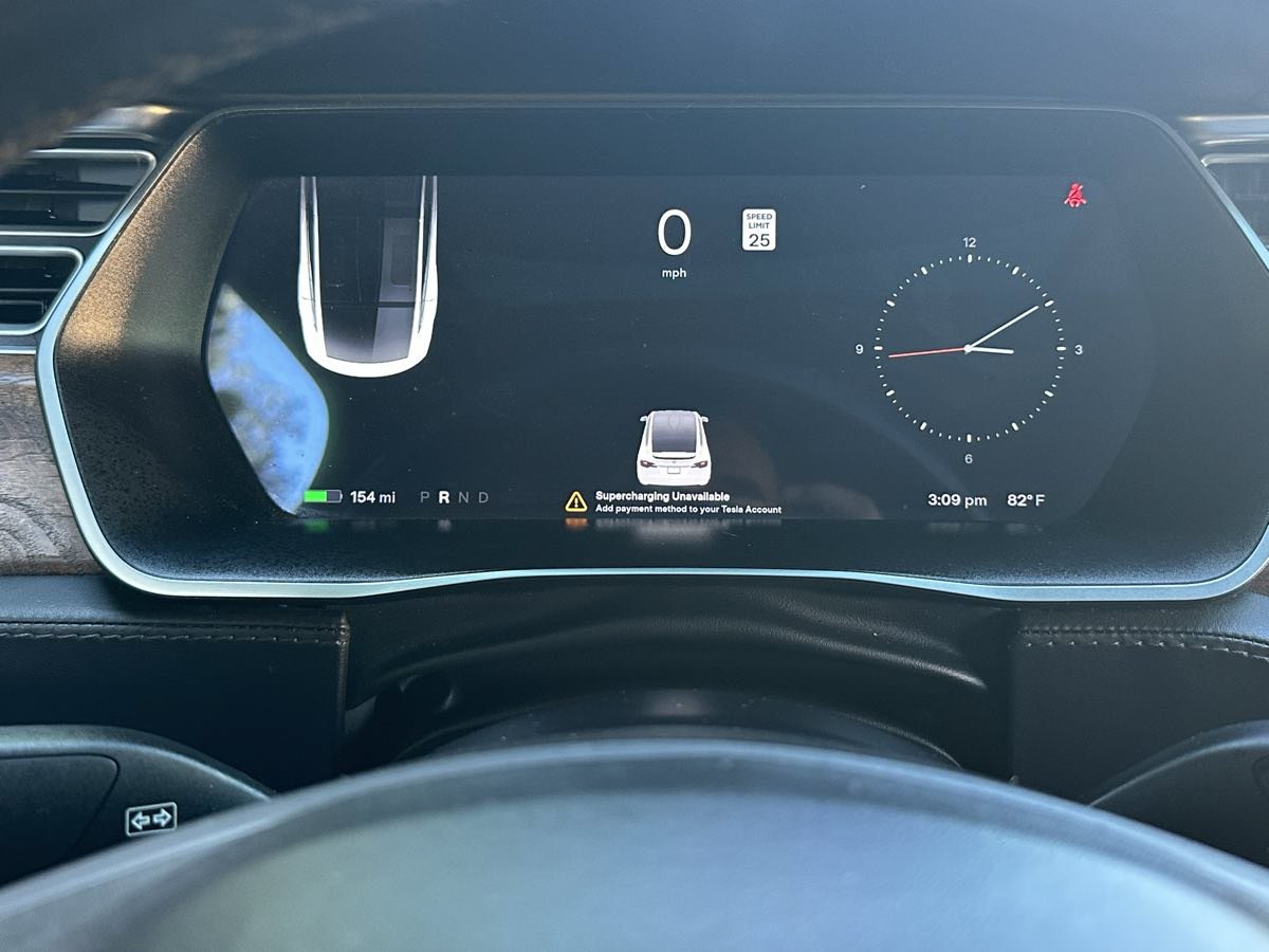 Used 2017 Tesla Model X 75D AWD/4WD image 35