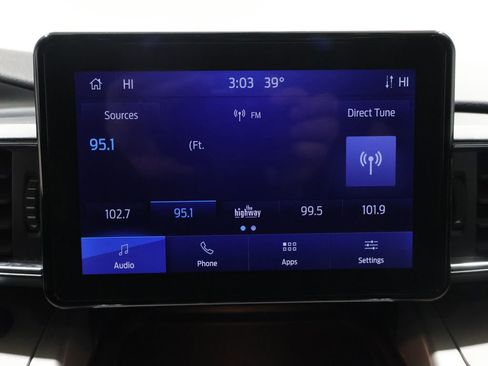 Used 2024 Ford Explorer XLT w/ Equipment Group 202A image 34