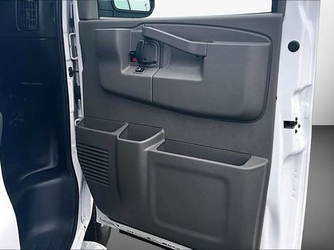 Used 2024 GMC Savana 2500 w/ Driver Convenience Package RWD image 17