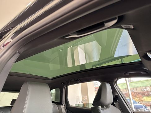 Used 2025 BMW X3 xDrive30i w/ Premium Package image 53