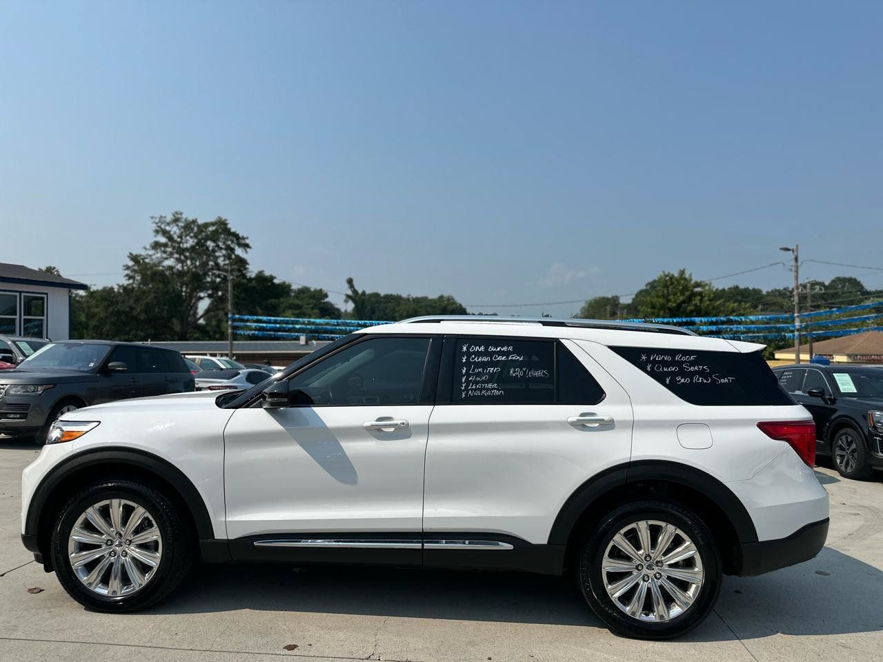 Used 2021 Ford Explorer Limited w/ Hybrid Equipment Group 310A AWD/4WD image 4