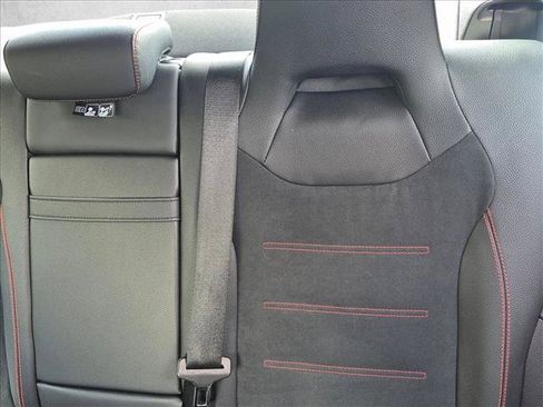 Used 2023 Mercedes-Benz CLA 250 image 11