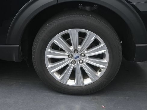 Used 2023 Ford Explorer Limited w/ Limited Technology Package AWD/4WD image 13